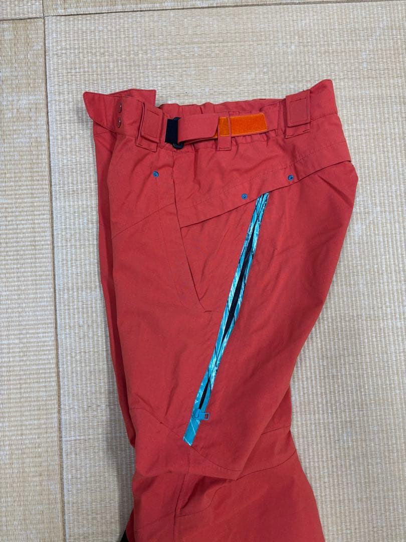 デサント DESCENTE スキーウェア　シェルジャケット　パンツ　 上下セット