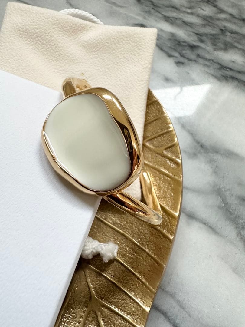 【新品未使用】Chieko+ チエコプラス Lulu bangle ゴールド