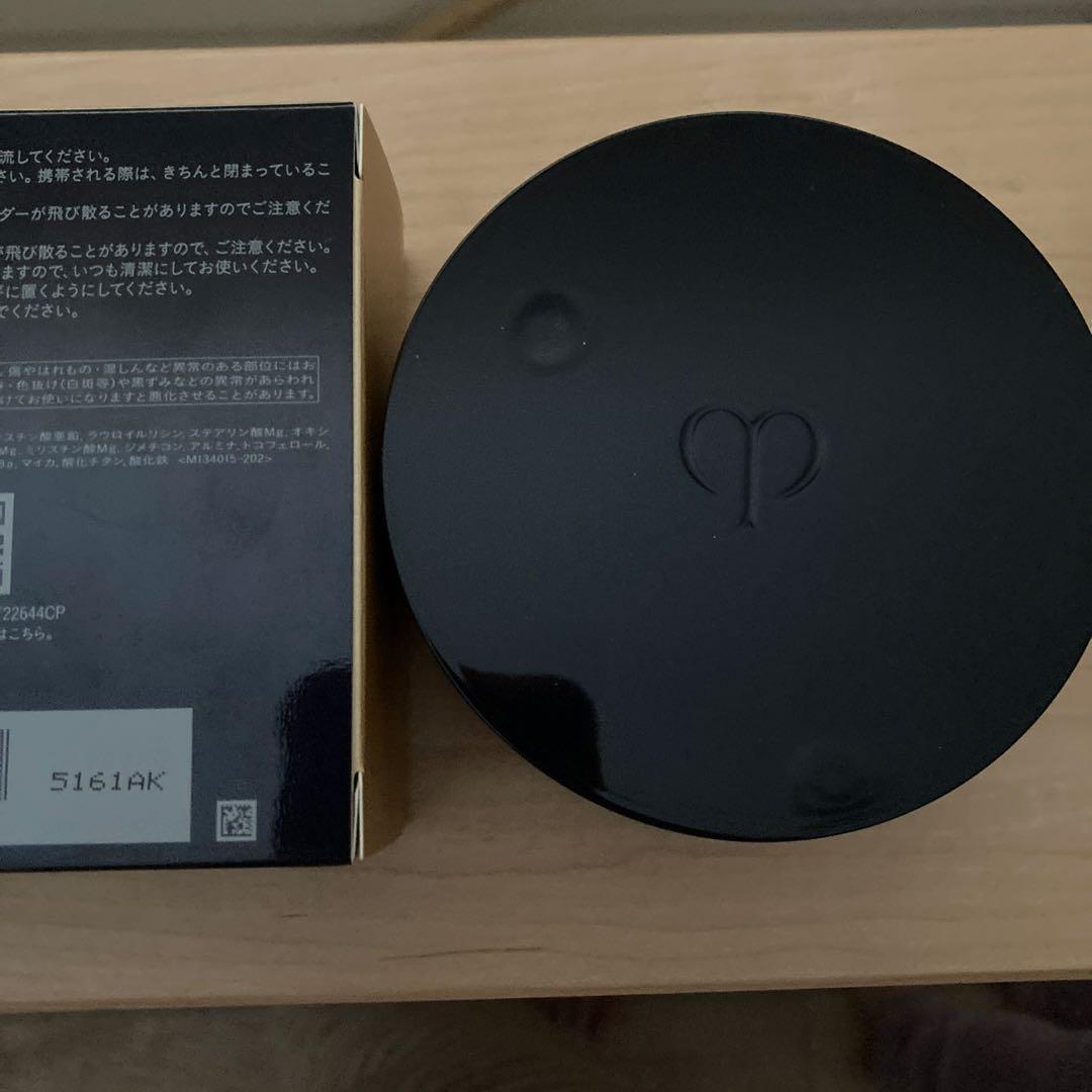 クレ・ド・ポー ボーテ　プードルトランスパラントｎ Ｍ　ライト　未使用