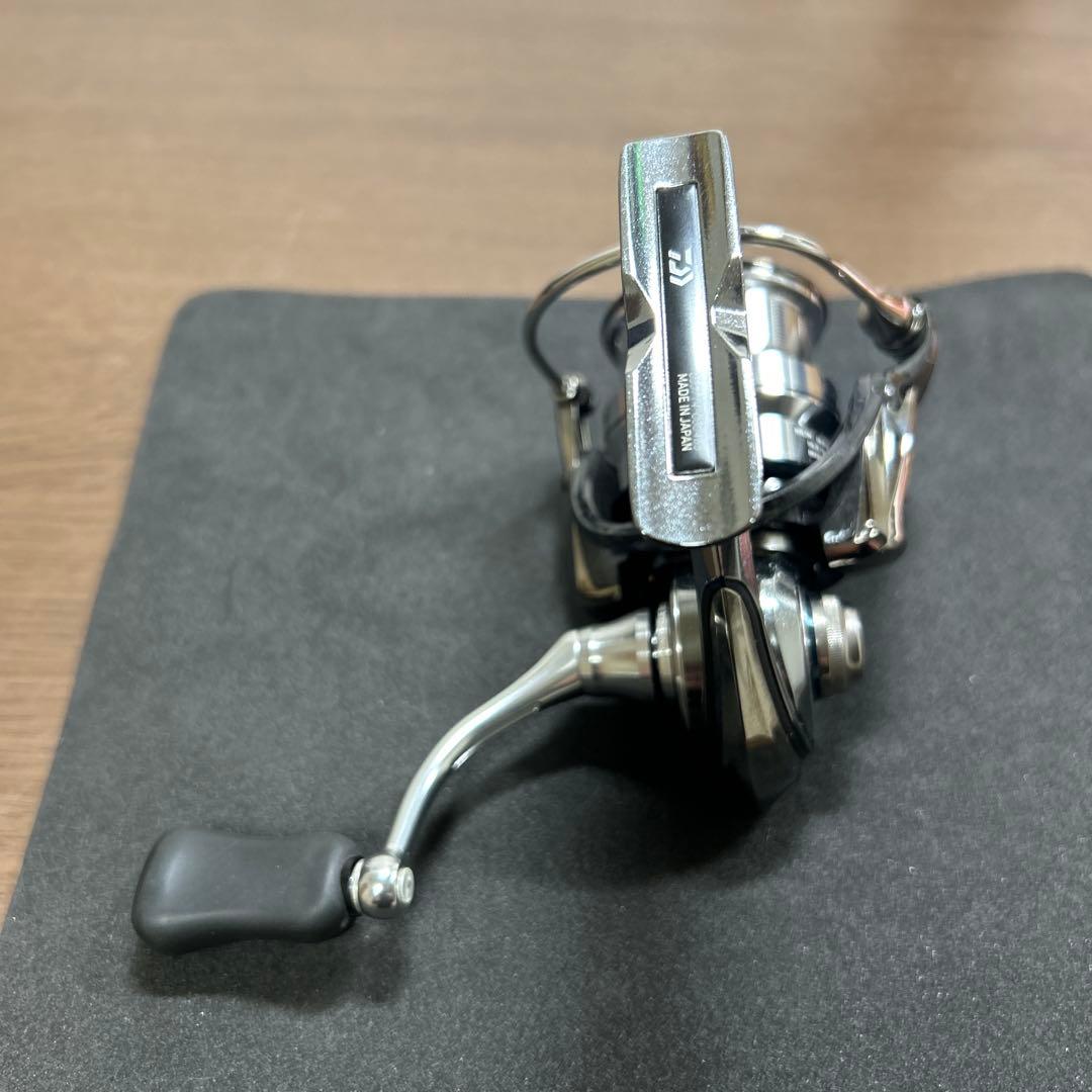 ダイワ18イグジストFC LT2500S-C 未使用品