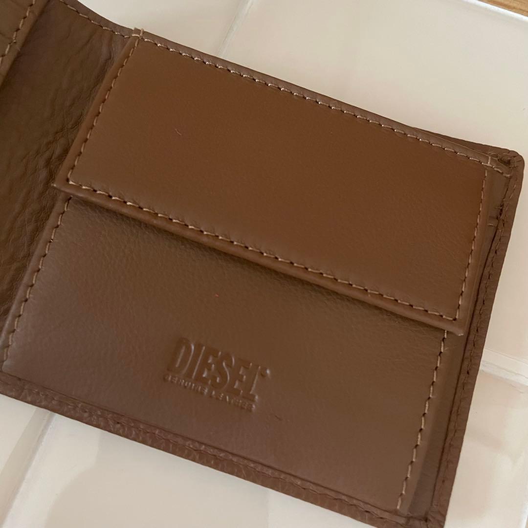 ディーゼル ロゴ レザー 本革 折り財布　ブラウン
