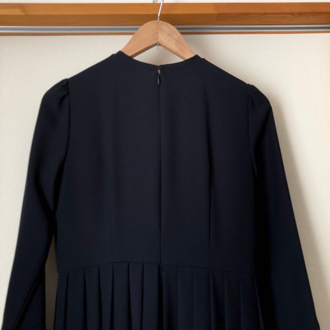 CELFORD 38 ネイビーリボン付き 長袖プリーツワンピース卒業式　結婚式