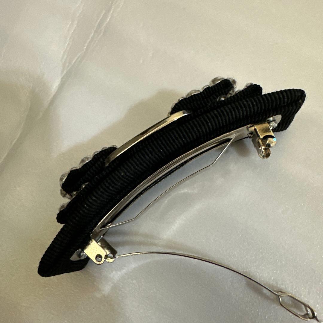 フェラガモ　バレッタ　シルバー金具