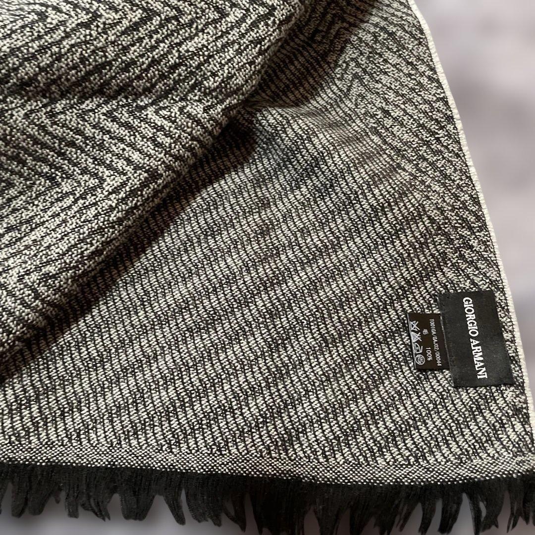 美品　Giorgio Armani ヘリンボーンマフラー