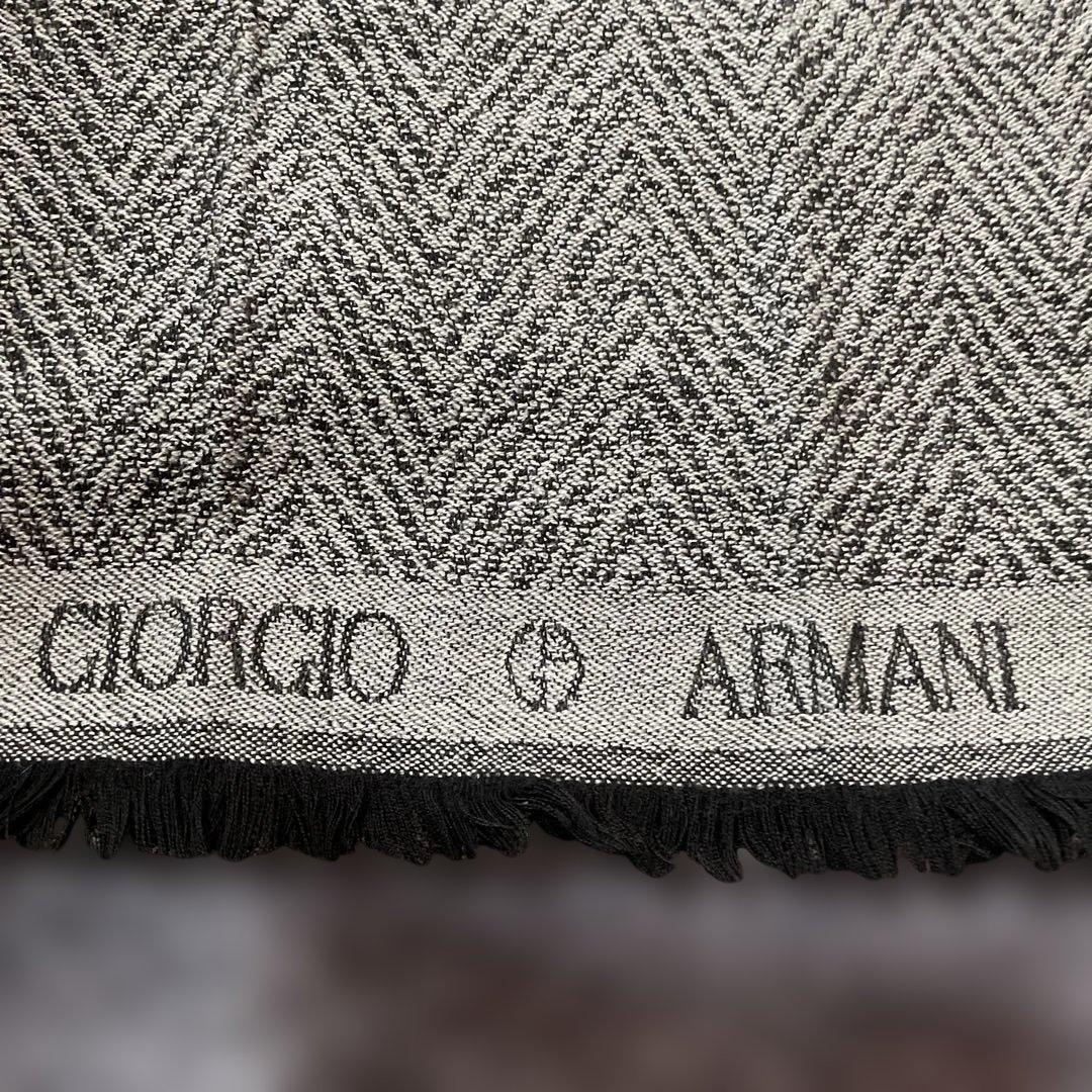 美品　Giorgio Armani ヘリンボーンマフラー