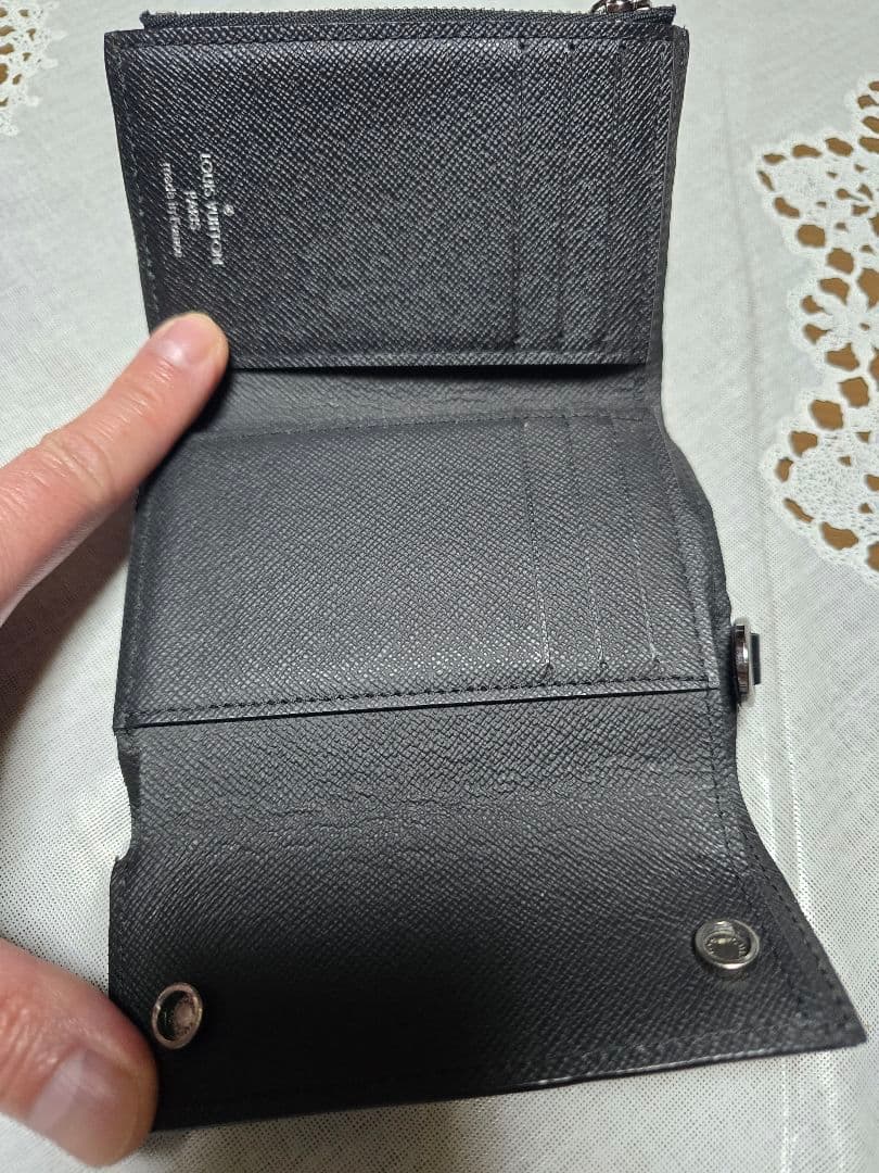 LOUIS VUITTON ルイヴィトン モノグラム エクリプス M63510