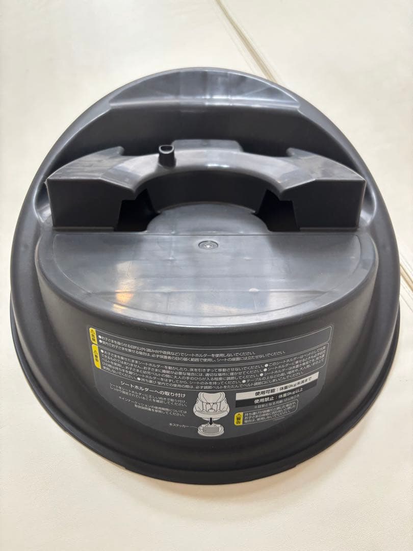 【yui⭐︎。.】コンビ THE S (ザ・エス) ISOFIX ベージュ