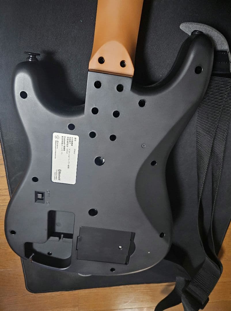 GITADORA 専用ギターコントローラ プレミアムモデル