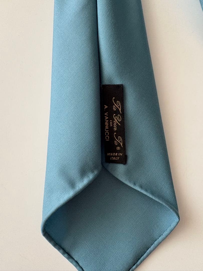 タイユアタイ Atto Vannucci セッテピエゲ ブルー