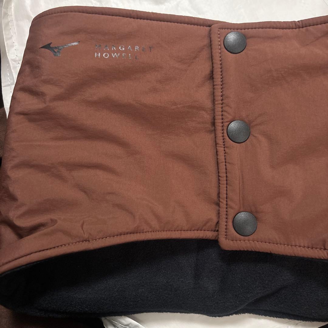 MIZUNO MARGARET HOWELL ブラウンマフラー