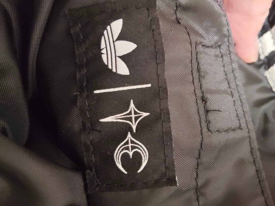 バッグ adidas Thug Club Padded Bag