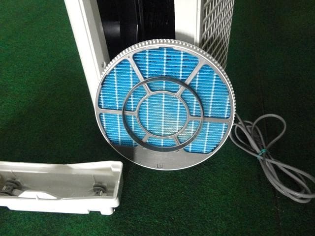 美品 KC-R50-W 2023年 SHARP シャープ 空気清浄機 加湿器