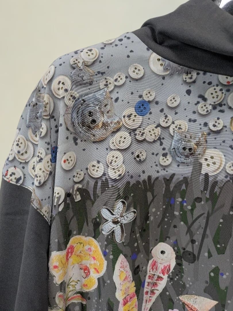 専用 お値下げ！新品オレボレブラ♥️ぶたさんカラフルボタンとお花可愛いチュニック