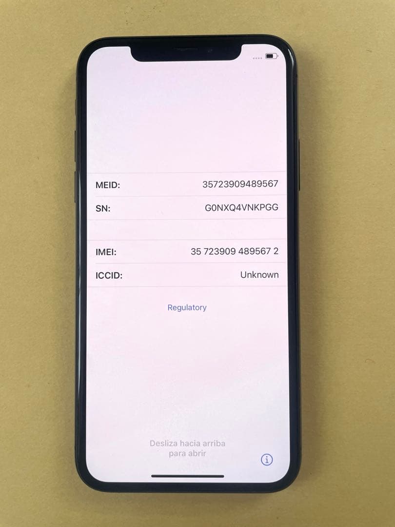 美品　iPhoneXs 256GB スペースグレイ