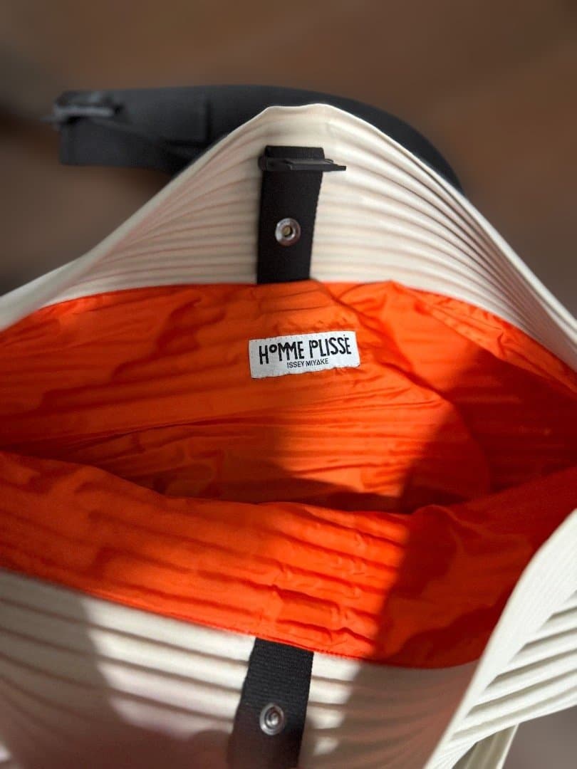HOMME PLISSE ISSEY MIYAKE リュック・バックパック