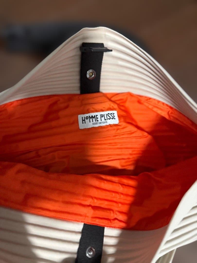 HOMME PLISSE ISSEY MIYAKE リュック・バックパック