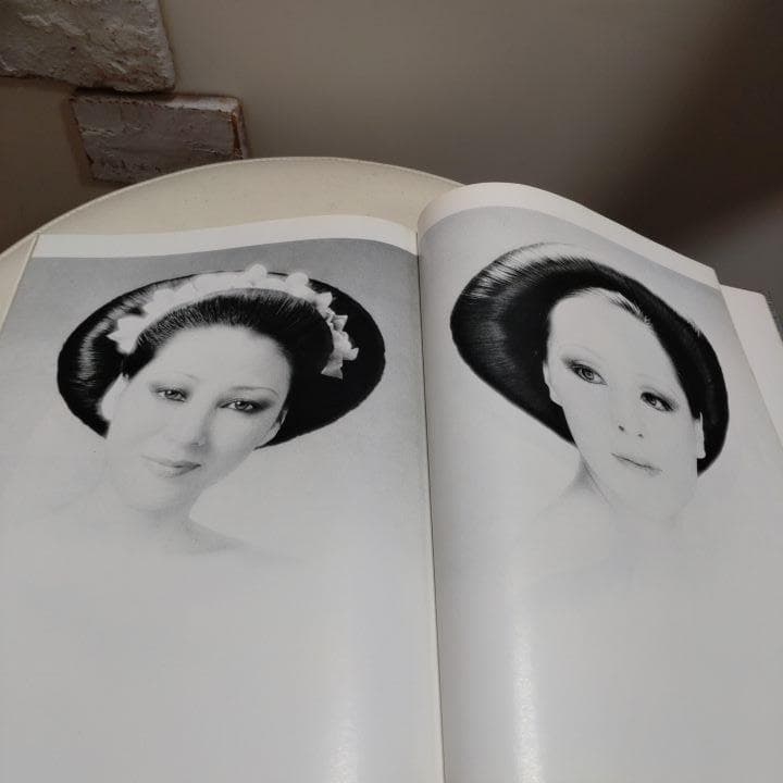 アップの神様　信竜淳二【絶版希少】信竜淳二のアップスタイル 新美容出版