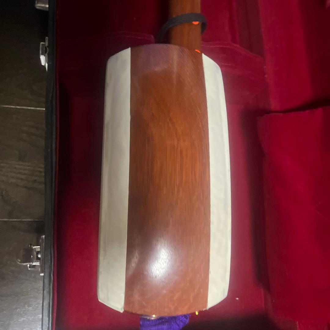 三味線本体 木製 3本の弦 専用ケース付き