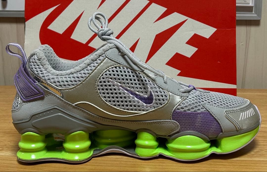 箱あり　ウィメンズ27.5cm NIKE SHOX TL NOVA SP