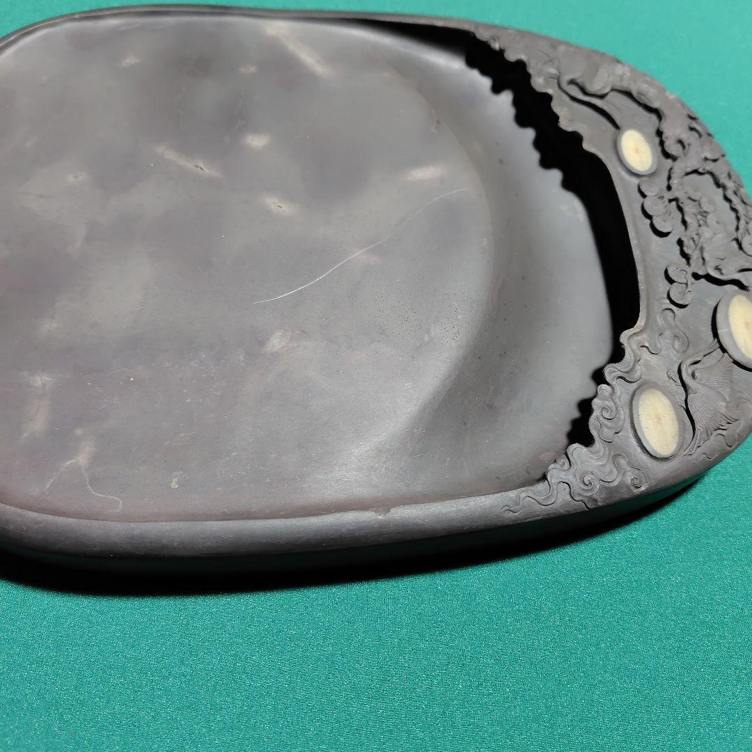 彫刻装飾付き中国端渓硯木製箱付き