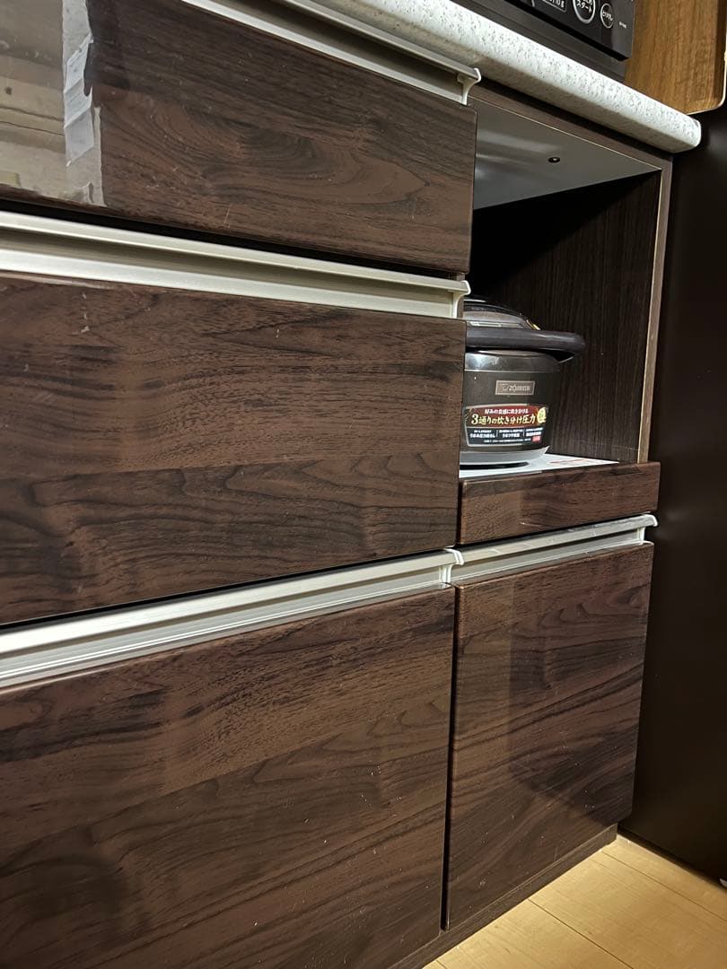 送料込】キッチンボード 食器棚　ニトリ アルミナ