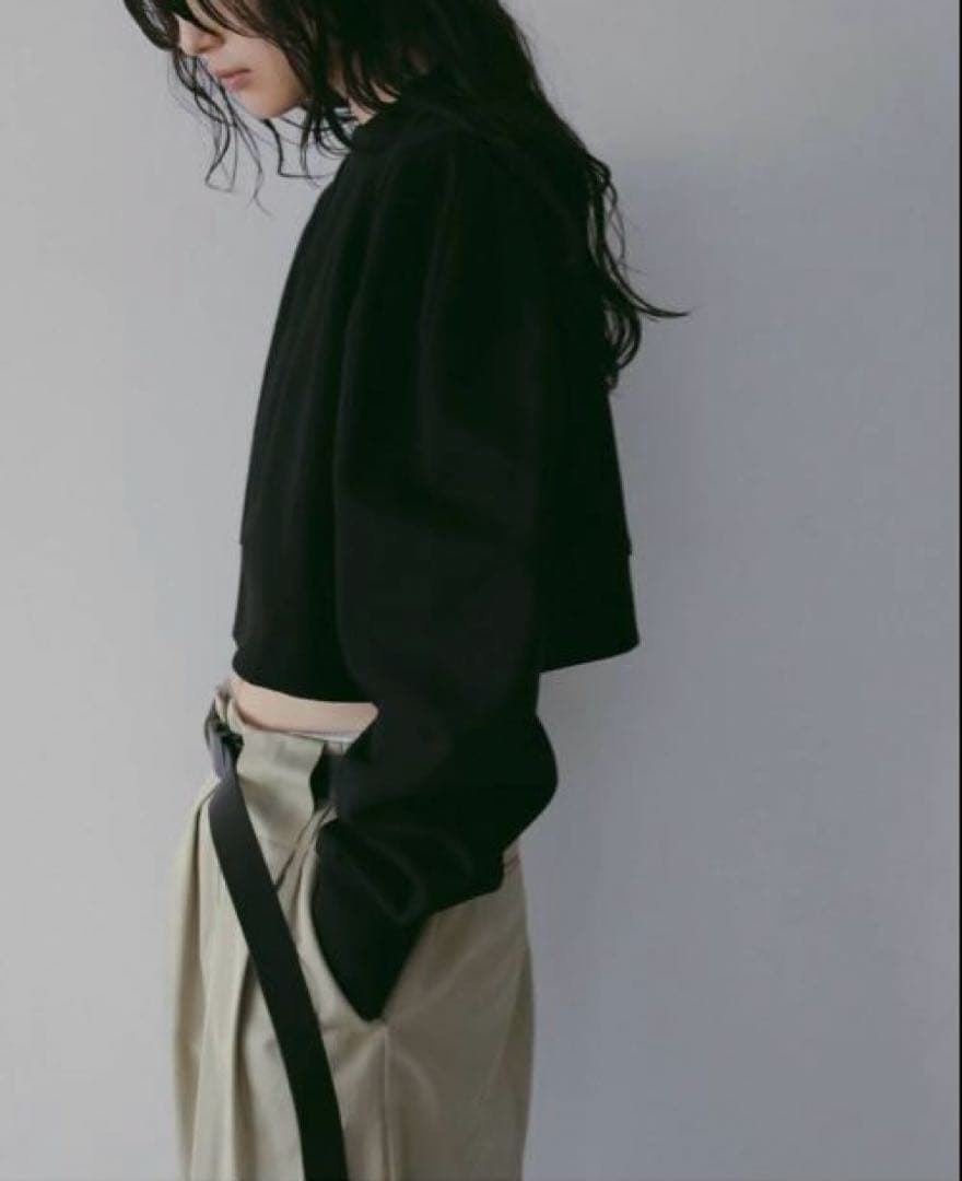 アンヌーク　anuke コンパクトショートスウェット ブラック