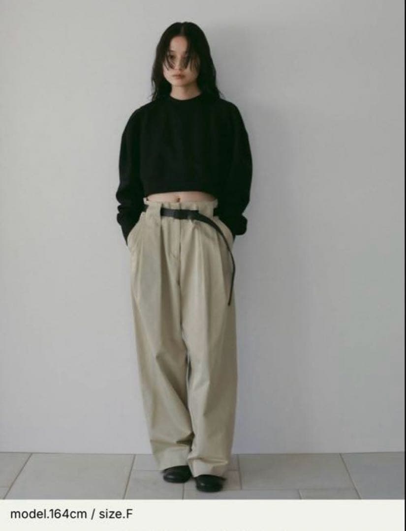 アンヌーク　anuke コンパクトショートスウェット ブラック