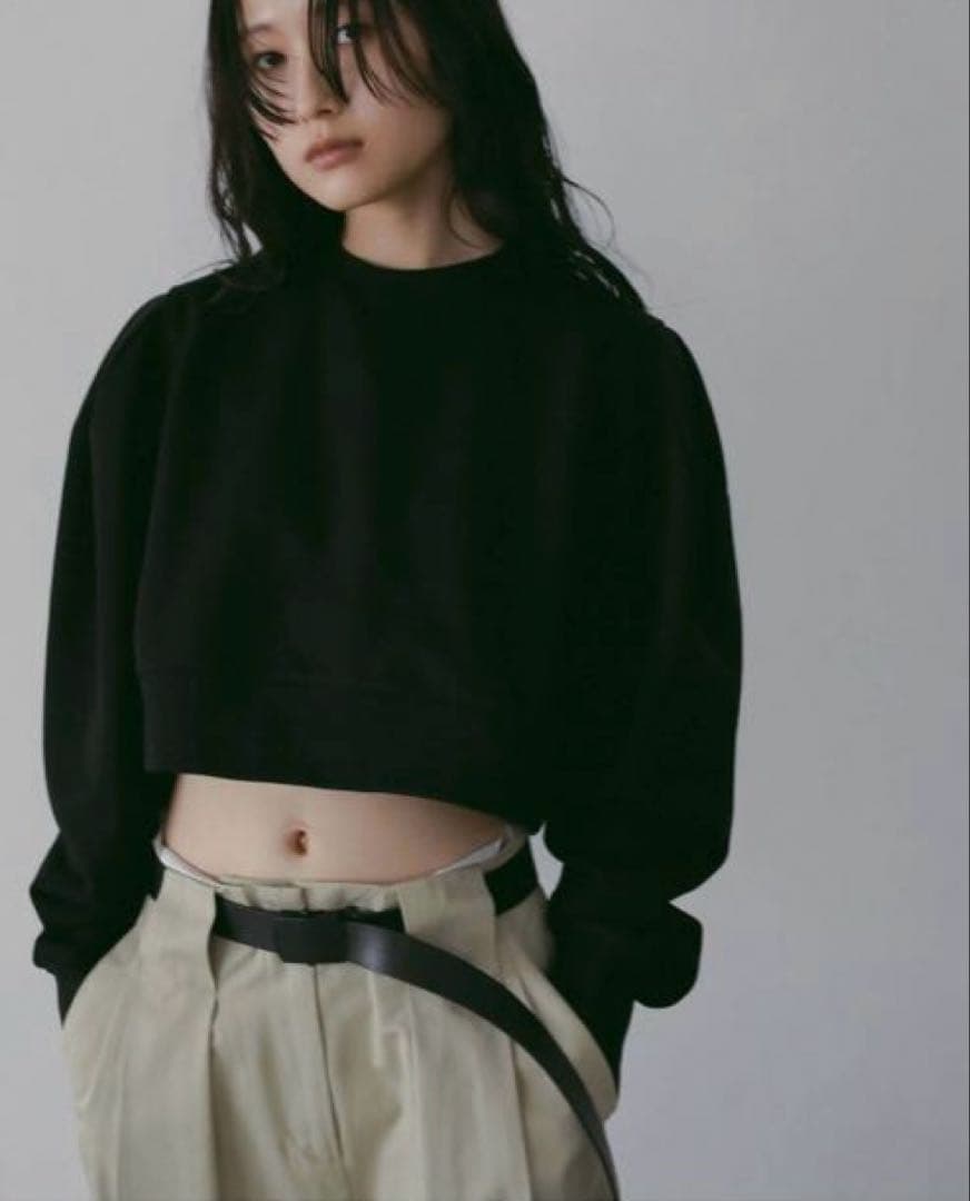 アンヌーク　anuke コンパクトショートスウェット ブラック