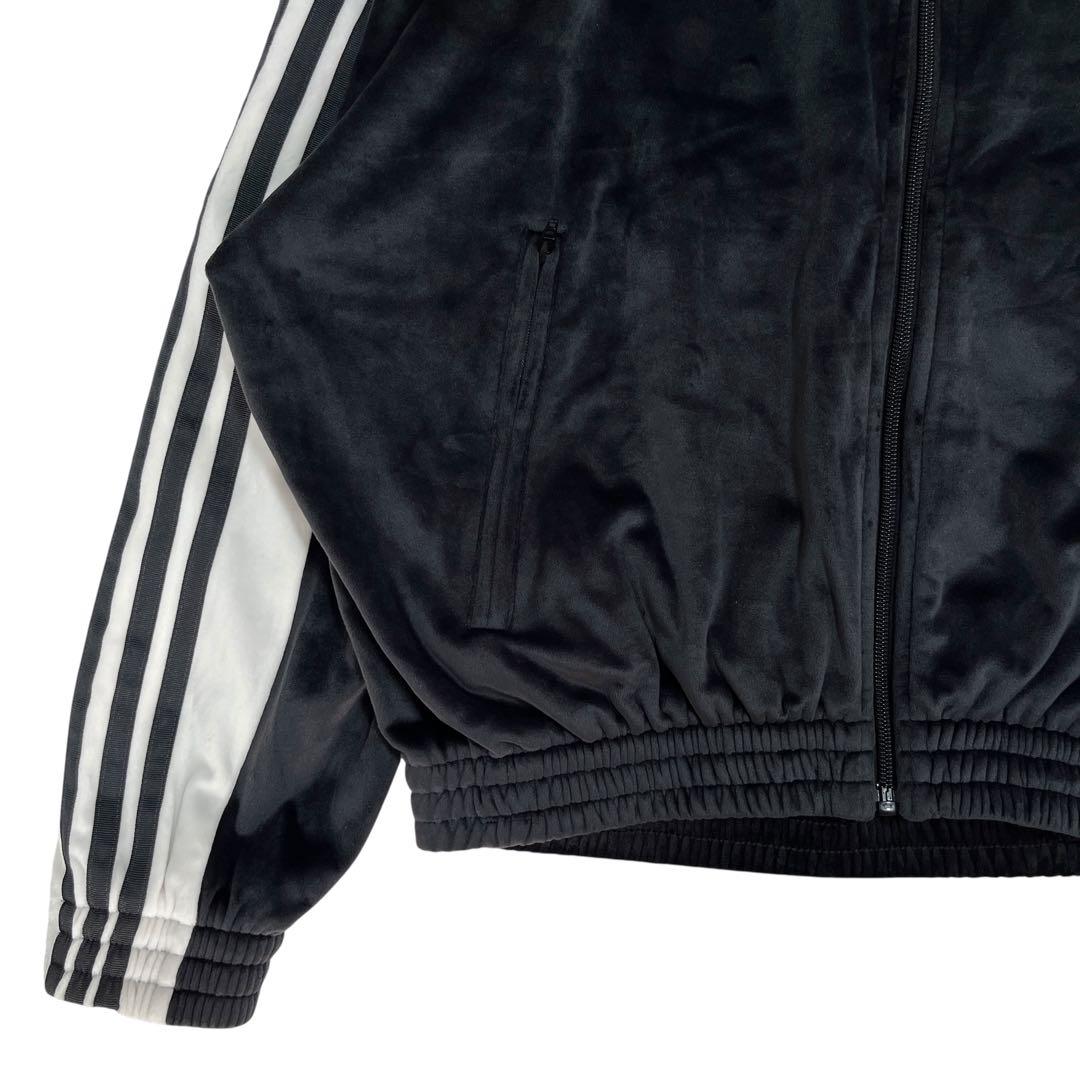M*i様 @0185 adidas ADIBREAK ベロアトラックトップ ブラ