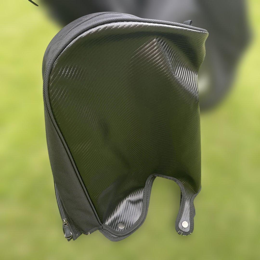 希少　アンダーアーマー　キャディーバッグ　ゴルフバッグ　ブラック