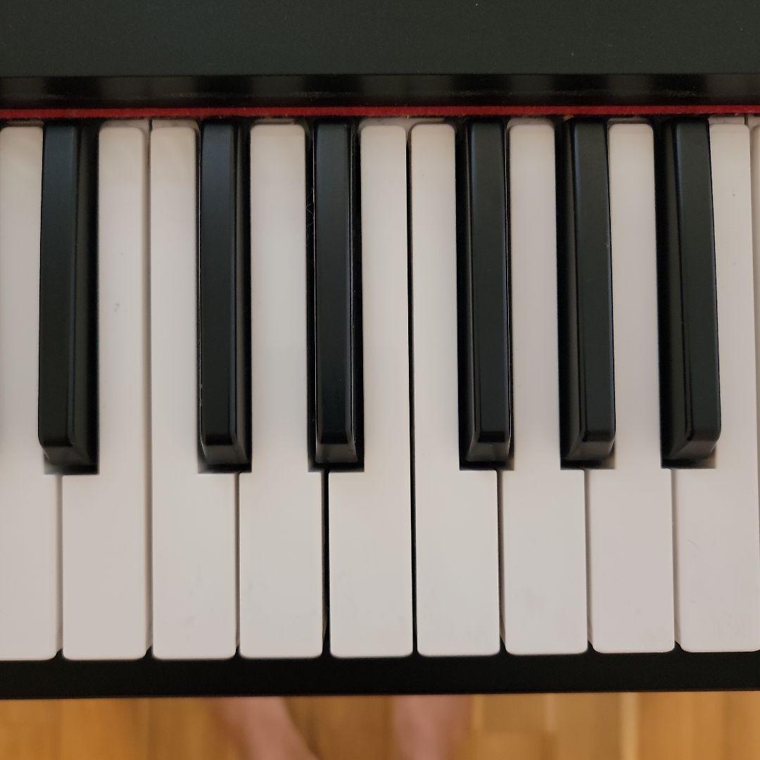 【直接引取割引有】ヤマハ電子ピアノpiaggero NP-12 スタンド付