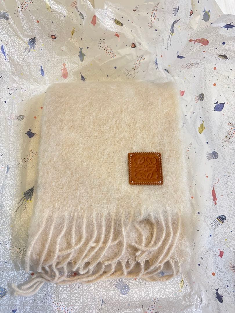 LOEWE アイボリー ウール マフラー フリンジ付き