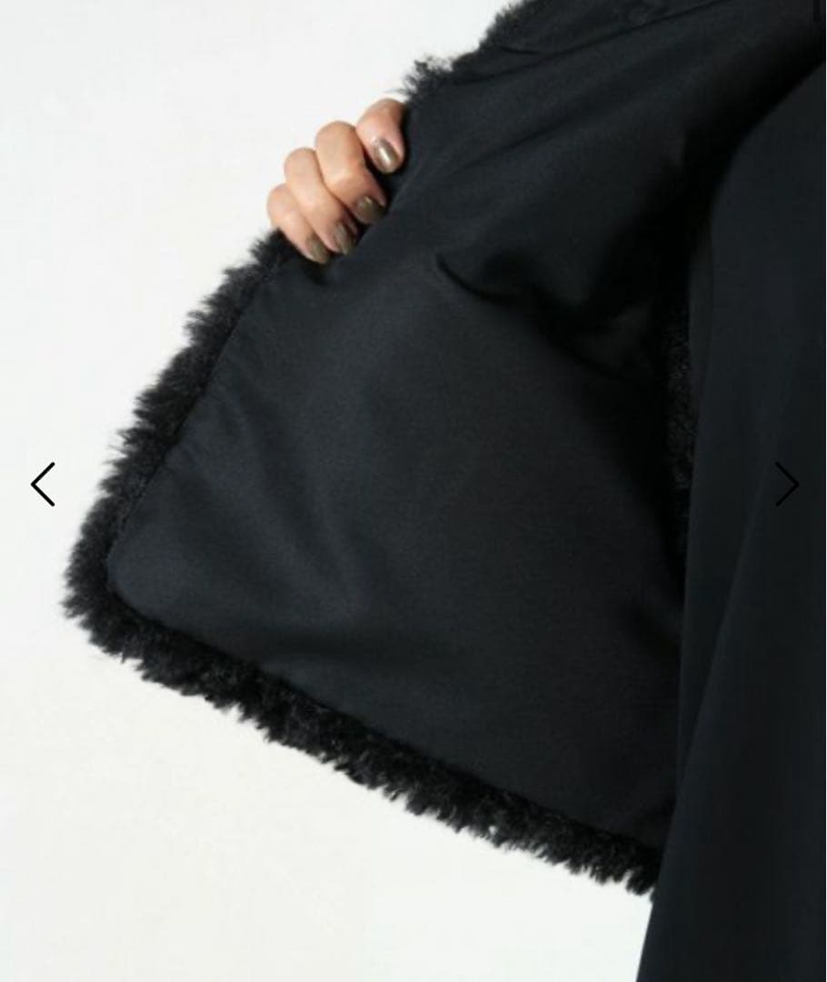 【HYKE(ハイク)】 FAUX SHEARLING CROPPED VEST