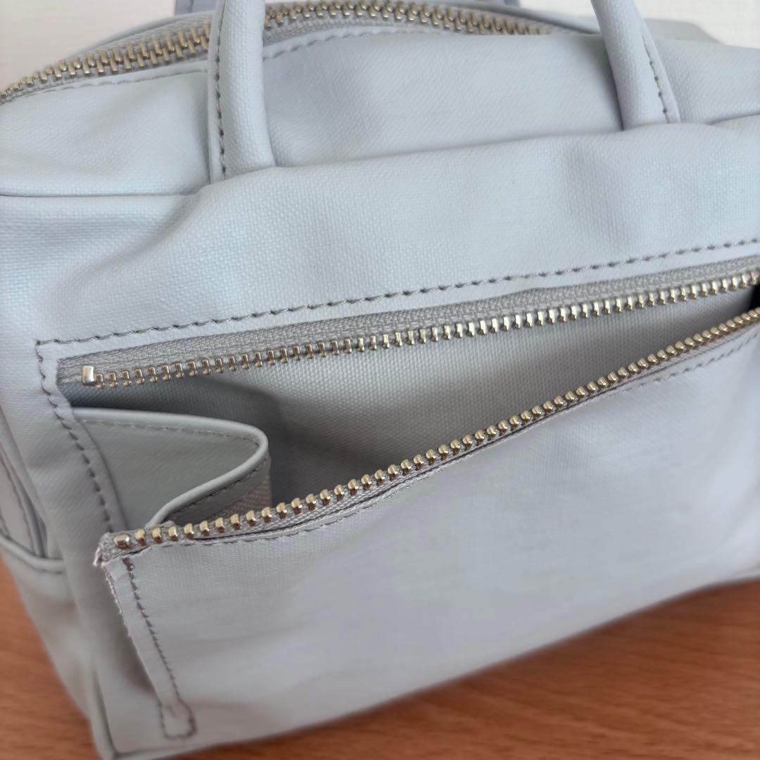 deuxC ドゥ・セー　ライトポシェットバッグ　シルバー　ホワイト　2way