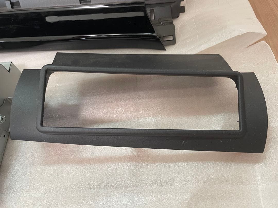 トヨタ純正 CD・DVDデッキ アクア アッパーパネル付 86270-K0010