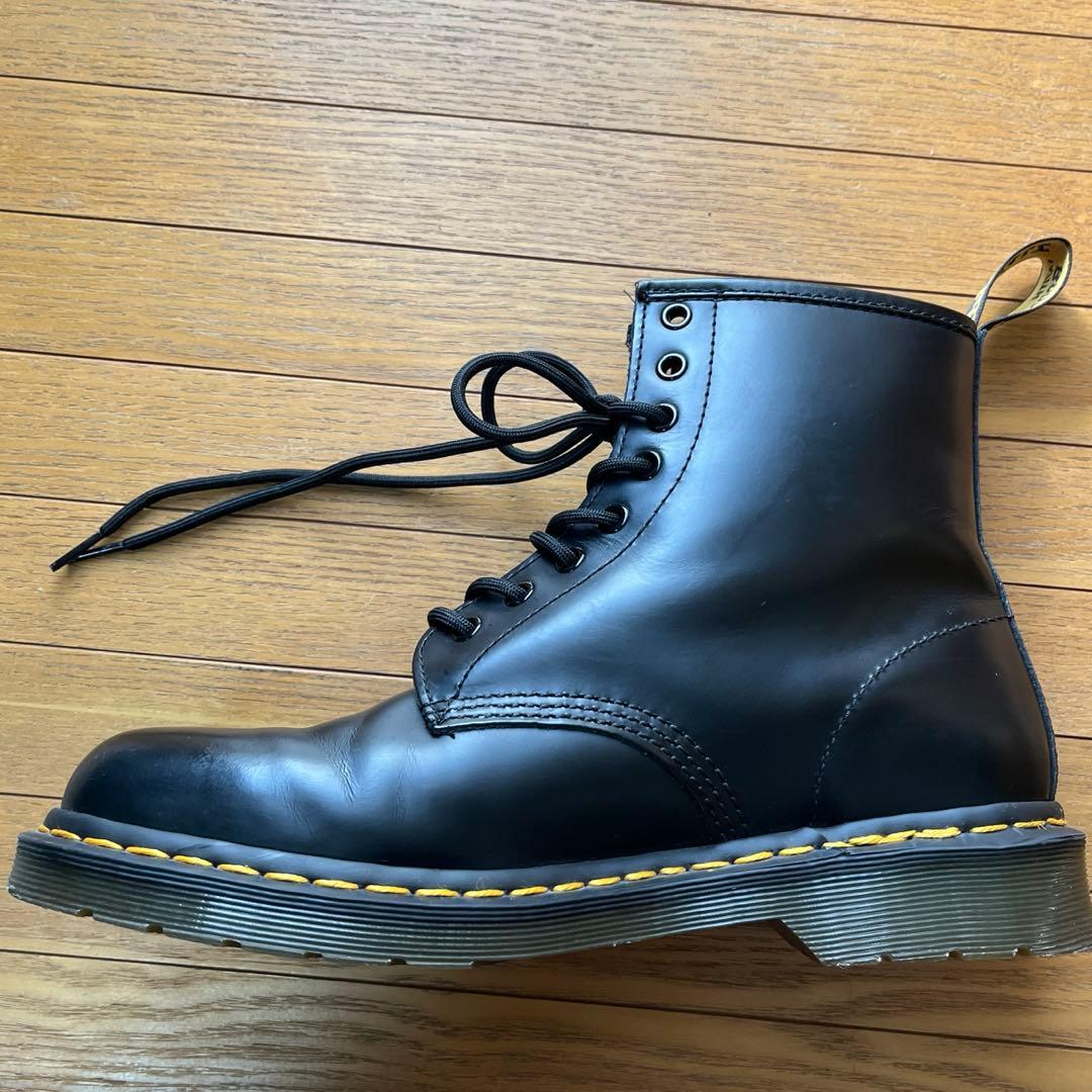 ドクターマーチン Dr.Martens UK8 ブラック 8ホール1460