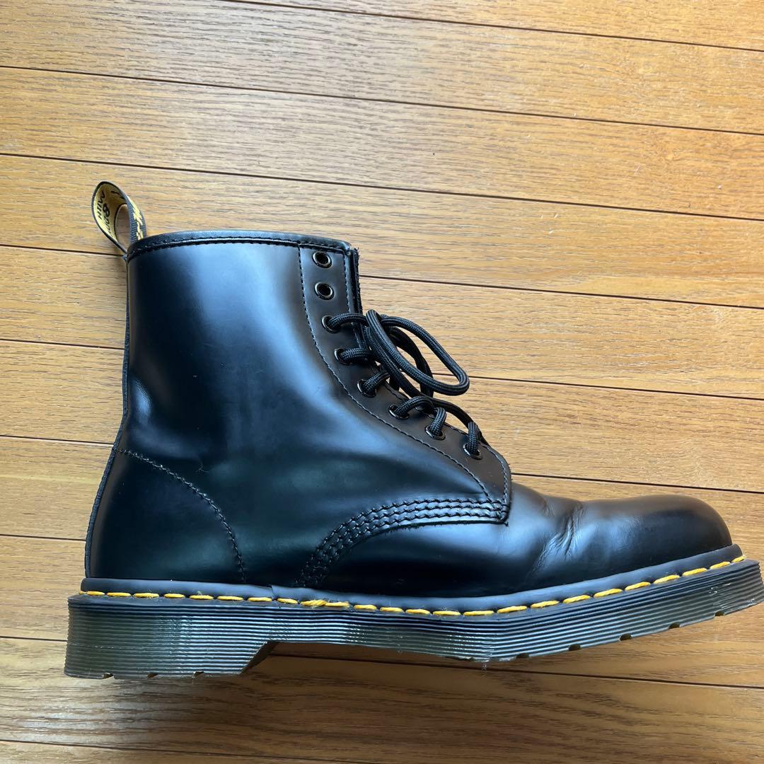 ドクターマーチン Dr.Martens UK8 ブラック 8ホール1460