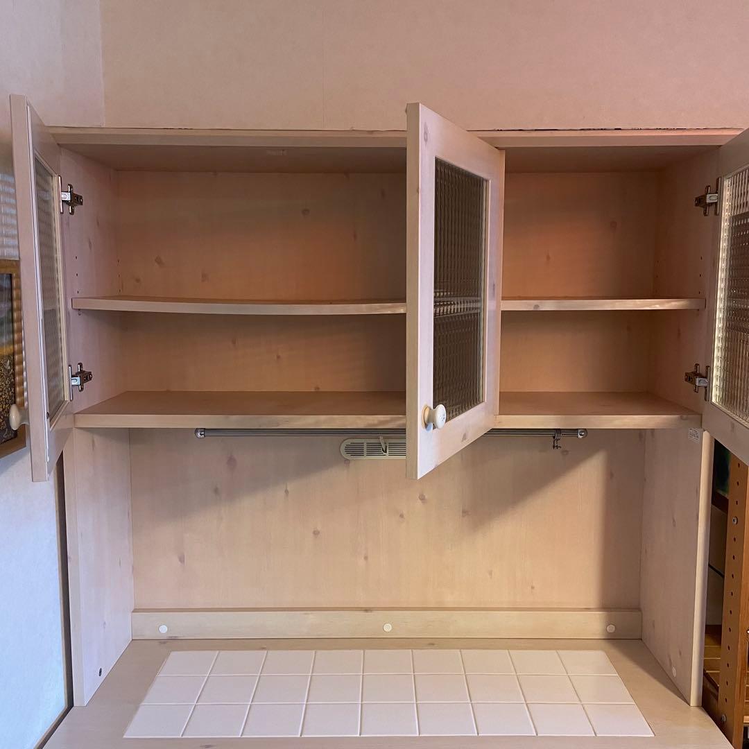 ナチュラル　ホワイト系食器棚　キャビネット