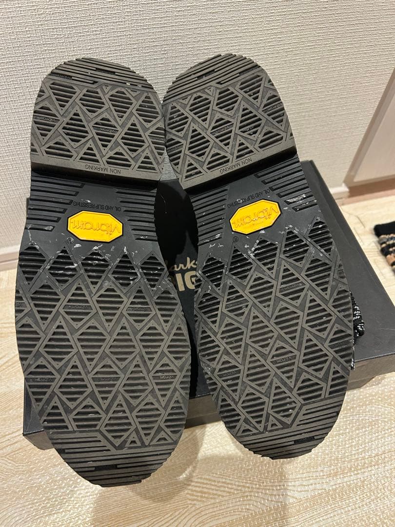 クラークス　デザートブーツ　ゴアテックス　comoli gore clarks