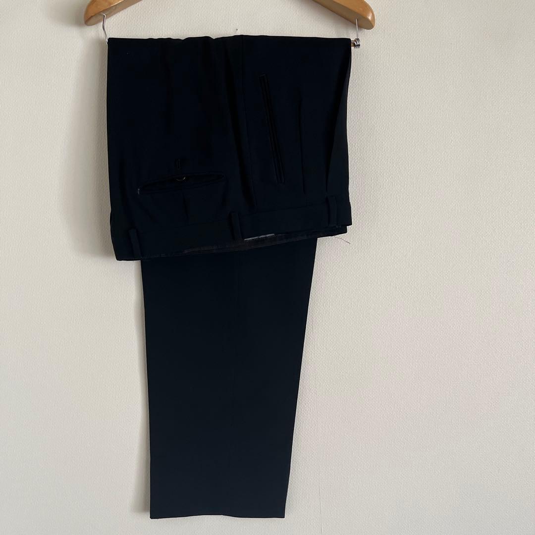 ARMANI COLLEZIONI ブラック スーツ（50/R）