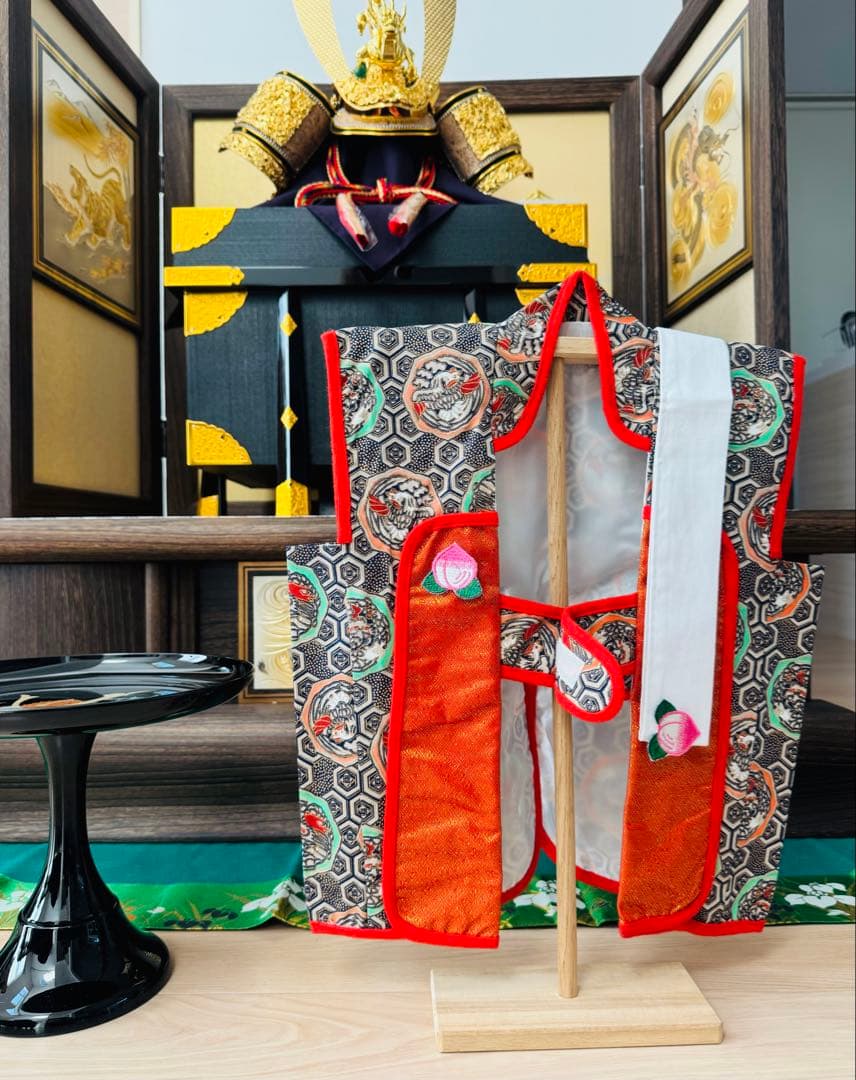 値下げ【五月人形　武将の御兜飾り　櫃付きセット一式】手渡し・引取可