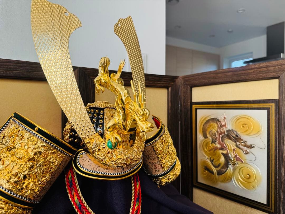 値下げ【五月人形　武将の御兜飾り　櫃付きセット一式】手渡し・引取可