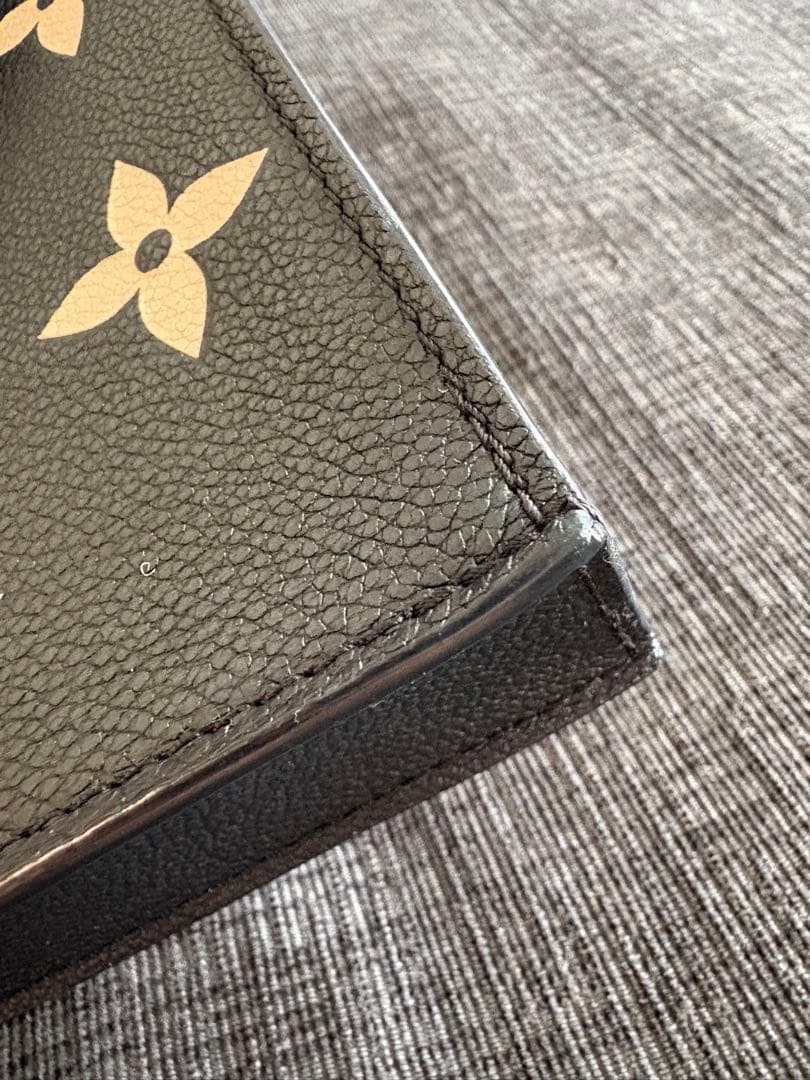 ルイ ヴィトン モノグラム アンプラント プティット サックプラショルダーバッグ