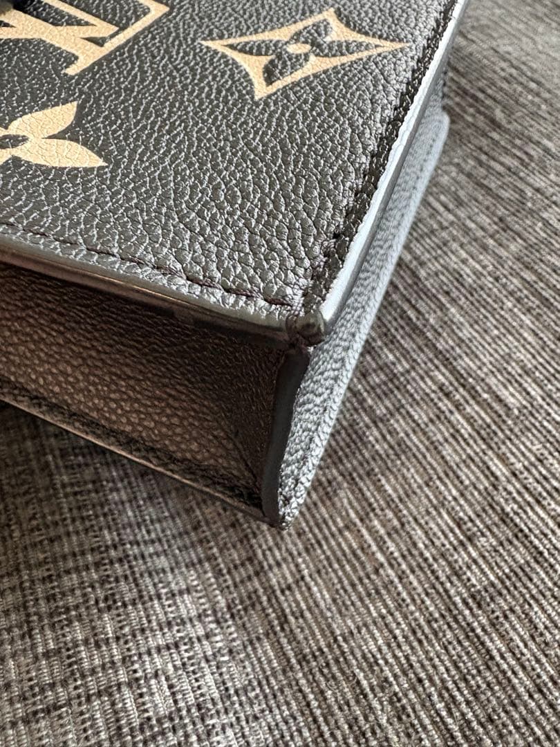 ルイ ヴィトン モノグラム アンプラント プティット サックプラショルダーバッグ