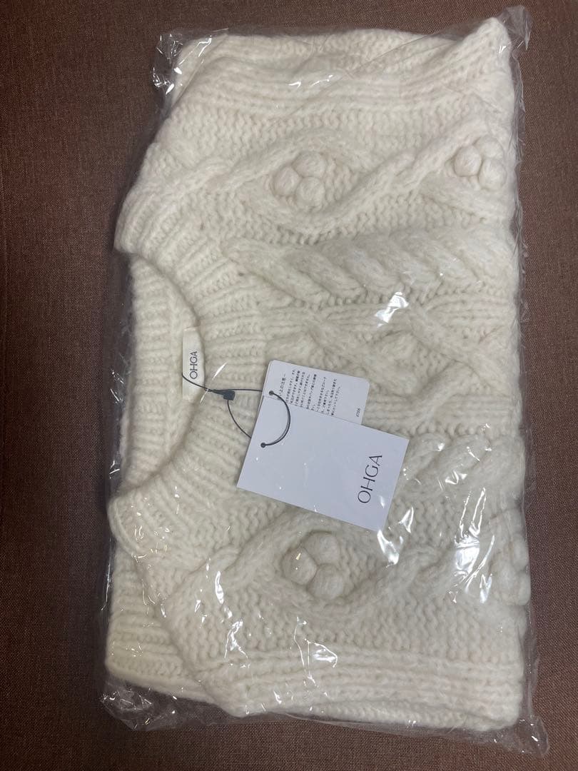OHGA KNIT VEST ホワイト白　オーガ　ニットベスト　ケーブルニット