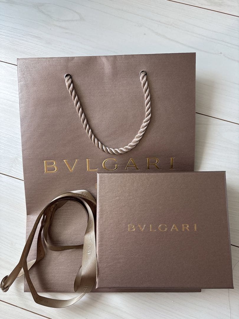 BVLGARI ブラックレザー ウォレット 財布