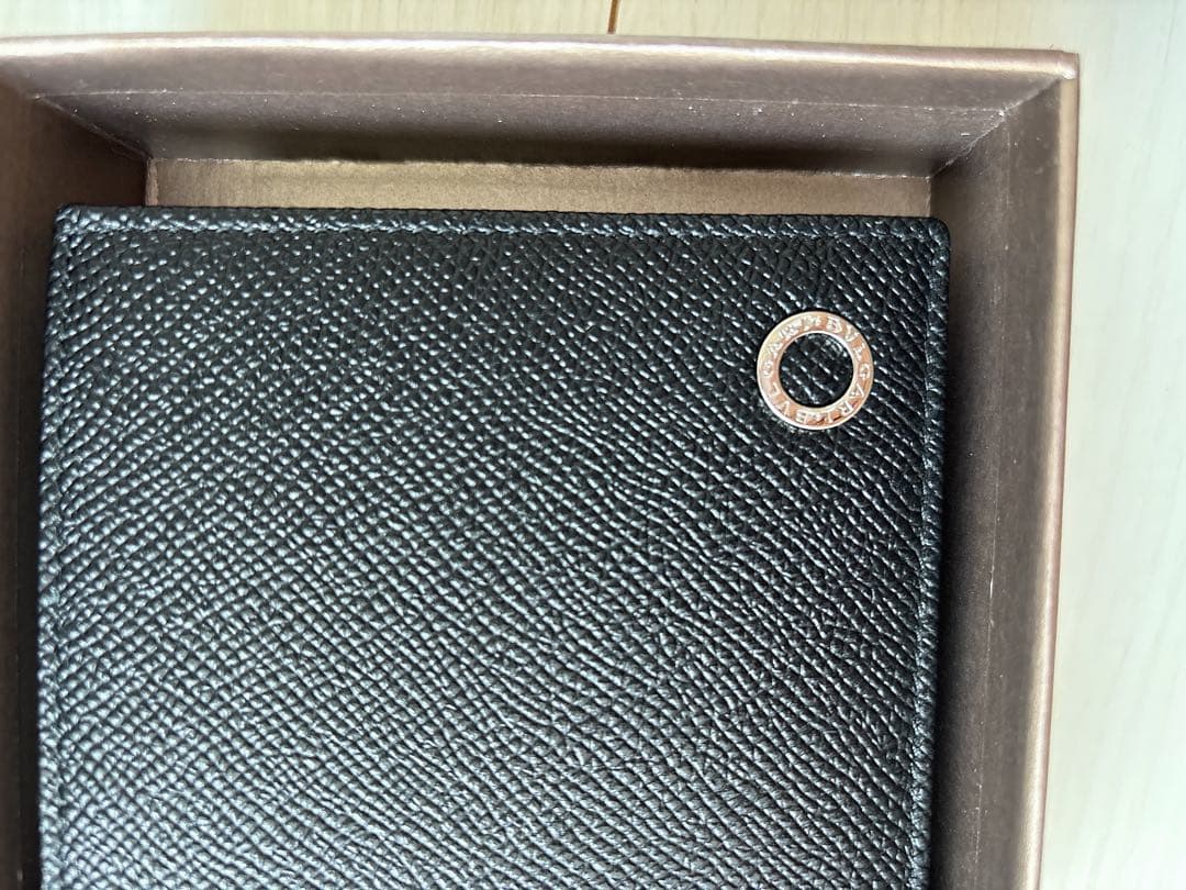BVLGARI ブラックレザー ウォレット 財布