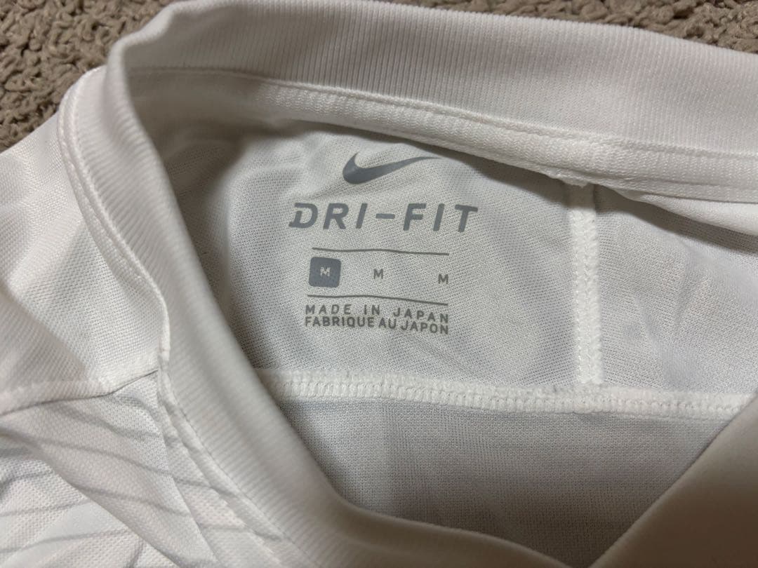 サッカー　中央大学　ナイキ　ユニフォーム　トレーニングウェア　プラクティスシャツ