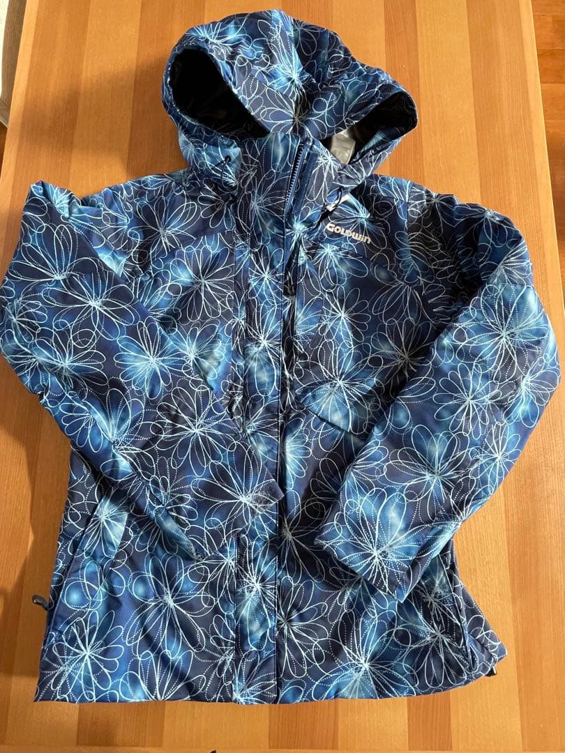 ゴールドウイン スキーウェア上下セット　サイズL〜XL レディース
