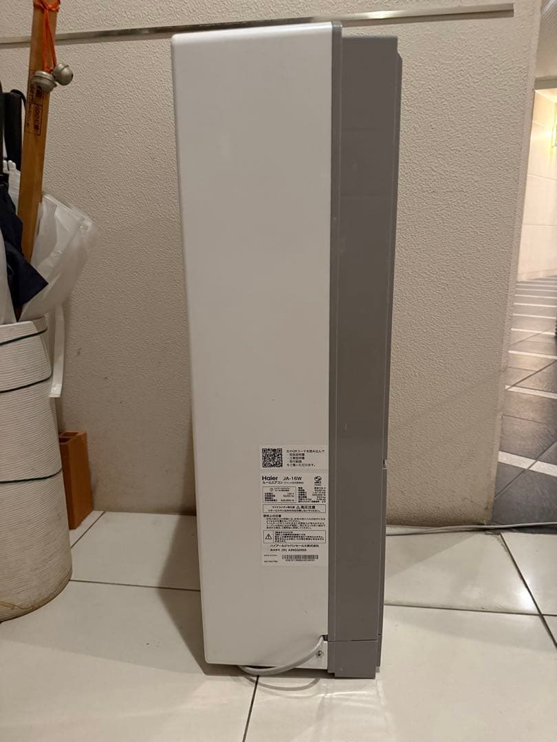 Haier JA-16W 窓用エアコン+延長枠付き